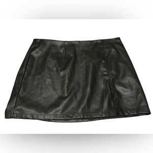Juicy Couture Black Label Faux Black Leather Side Zip Mini Skirt Plus Size 3X